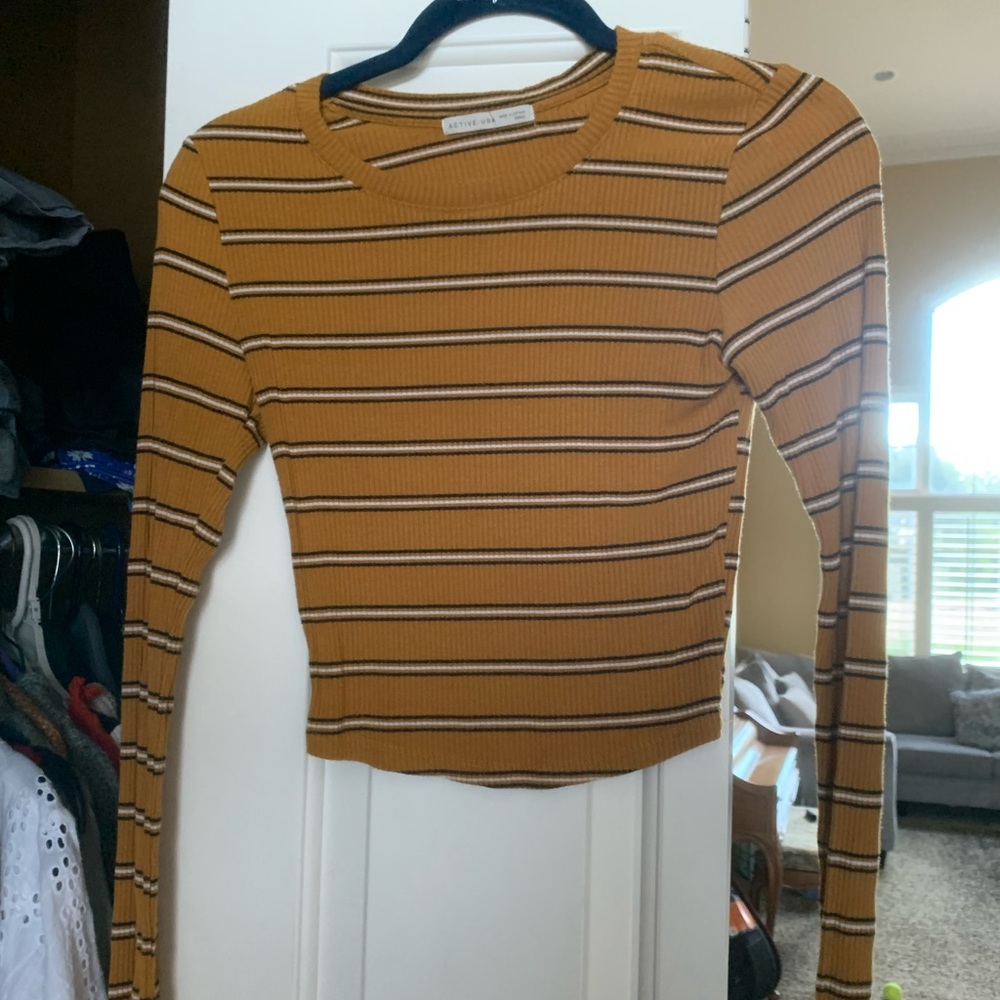 YellowBlack&White Soft Long Sleeve : Smoke F r ee
